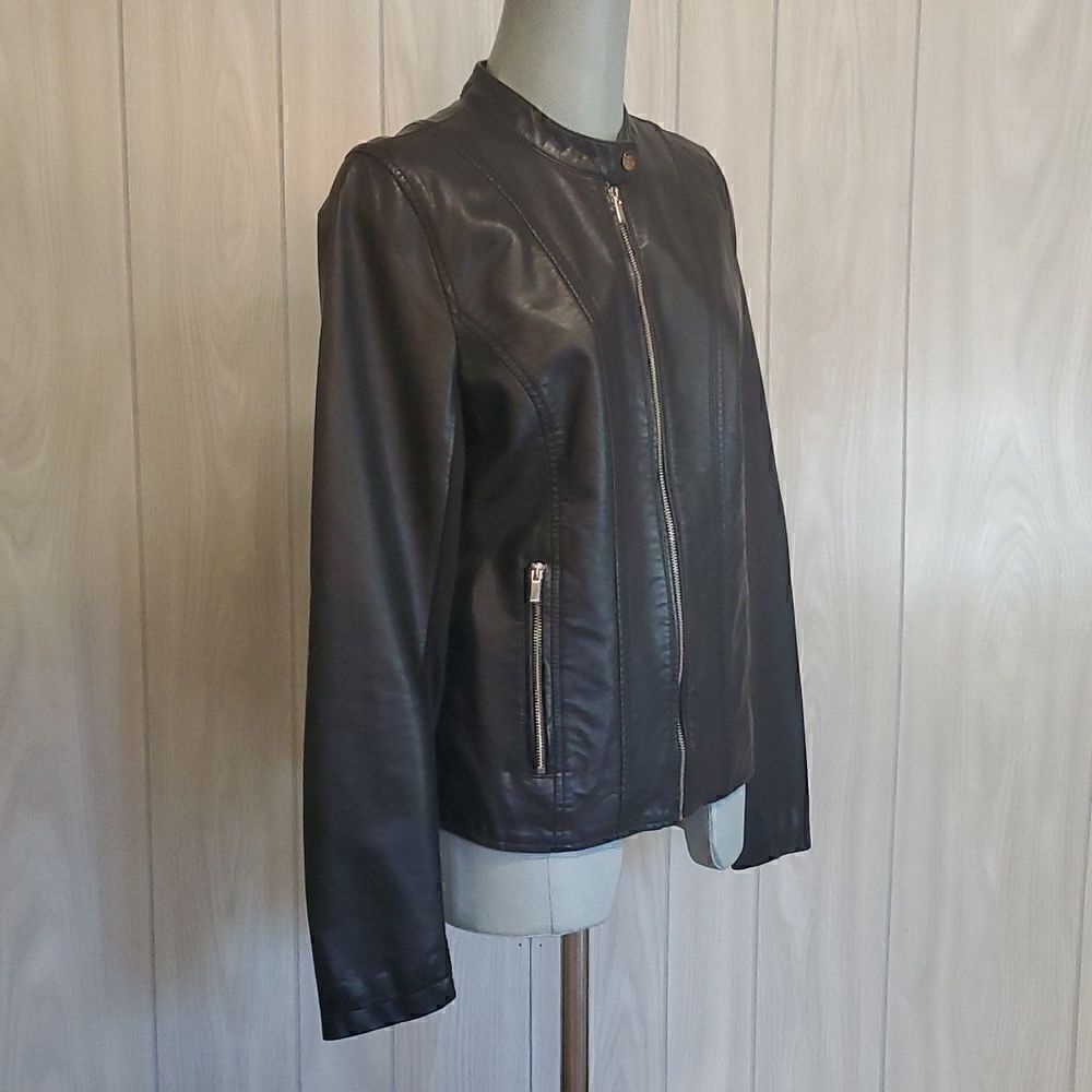 Kenneth Cole | Leather Jacket - Picture 2 of 9